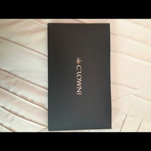Crown Pro Eyeshadow Palette